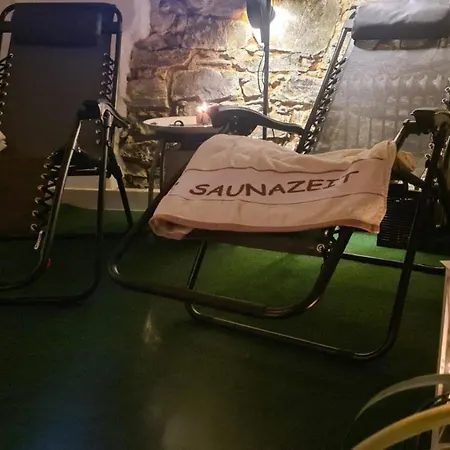 Tor Zum Vogtland !! شقة